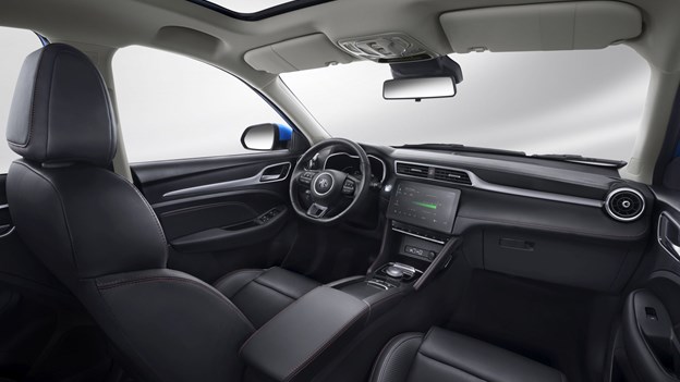 MG-ZS-EV-side-interior