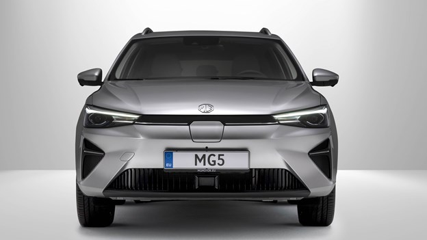 MG5-Electric-Front-headlights
